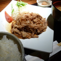 羅豚 はなれ - 黒豚の生姜焼き御膳