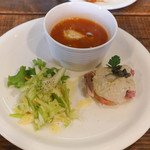 ダルバァッヴォ - 仔羊ロースト、タルタルソースかけ、ミネストローネ、コールスローサラダ