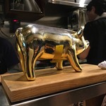 Gotsubo - 金の豚
