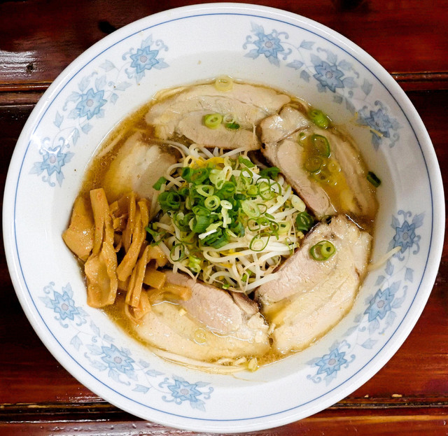 ラーメン華力 穴吹 ラーメン 食べログ