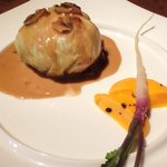 アトリエドアイ - ランチメニュー 2100円 のうさぎモモ肉のキャベツ包み