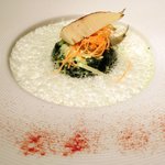 アトリエドアイ - ランチメニュー 2100円 の温かい帆立貝のムースとタケノコのサラダ