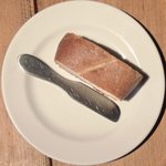 アトリエドアイ - ランチメニュー 2100円 のパン