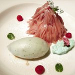 アトリエドアイ - ランチメニュー 2100円 のサクラのモンブランシャルトリュース(菓草系リキュール)のソルベ