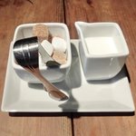 アトリエドアイ - ランチメニュー 2100円 のミルクと角砂糖