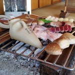 鎌田鳥山 - お酒も炭火の上で燗します