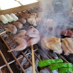 鎌田鳥山 - 鳥山の元祖、炭火で自分で焼いて食べるって風情があっていいな～