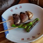 鎌田鳥山 - 季節野菜の串焼、しいたけ、ししとう
