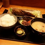 居酒屋たけ  - 「煮魚定食 (700円)」