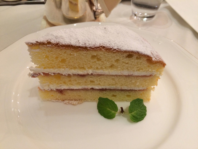 閉店 ハロッズティールーム 日本橋三越本店 Harrods 三越前 紅茶専門店 食べログ