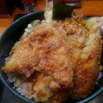 てん天 - ジャンボ丼は、下の天ぷらが見えません。(笑)