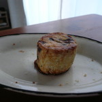 ameen’s oven - カラマタオリーブ＆グリーンペッパーのスコーン