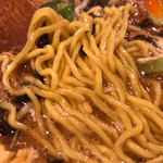 チャイニーズコタン華鈴花 - 黒酢の利いたスーラータンメン
            麺アップ