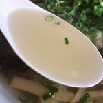 麺屋 菜々兵衛 - 【2017年01月】トロトロ豚バラ軟骨の塩ラーメンのスープアップ。