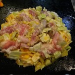 平凡 - まずはオーソドックスに本体を作って、具を乗せて。