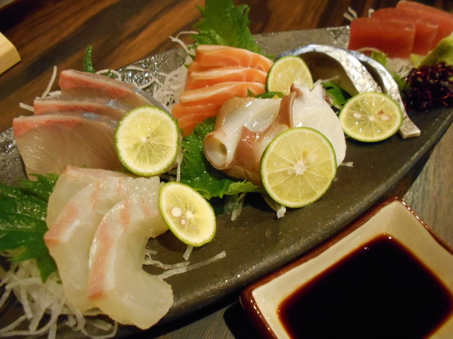 Tabenomi Dokoro Gentaro Shoten