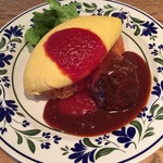 シェ クープル - 自家製煮込みハンバーグ添えオムレツライス