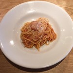 スガハラ - スパゲッティーニ アラビアータ + ロディジャーノチーズ