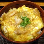 どんぶり菜時記 いろはな - 地鶏の親子丼