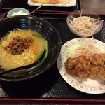 皆楽苑 - 台湾とんこつﾗｰﾒﾝ・から揚げ