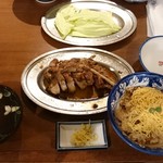 骨付鳥 一鶴 - おやどり 1,008円（税込）＋とりめし 462円（税込）