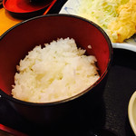 日本料理 黒潮 - ご飯は普通がかなり少なめ、多めは無料でお願いできるよ