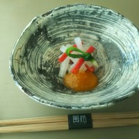 日本料理 「風花」 コンラッド東京 - 鯛と紅芯大根  あんぽ柿ソース添え
