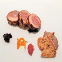 オオハラ エ シーアイイー - 鶏モモ肉のバロティーヌ シギのムース添え