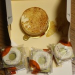 Poche du Reve - 和三盆入りリングサブレとポムエラブル