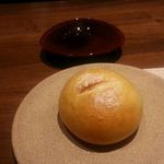 レストラン イソ - 自家製パン