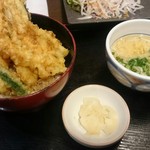 Yumean - 天丼と小うどんセット 969円(税抜)