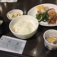 リュクス ダイニング ハプナ - モーニングブュッフェ和食