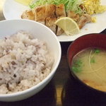 食彩癒酒 Dining &Cafe Amica - 日替わり五穀米ランチ(チキンソテーレモン添え)