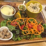 ユイノウ ベジタブルカフェ - 