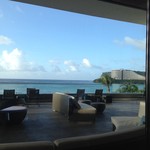 DUSIT THANI GUAM RESORT - テラス席・横から入店してない人も入れます