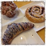 Panera Bread - Chocolate Croissant、Cinnamon Roll、Cobblestone