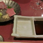 京松蘭はなれ - 北海道産 サーロインのコブの炙り刺しとハラミ刺し