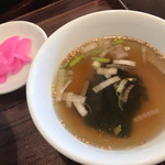 鉄鍋餃子・石焼炒飯 龍神 - スープ