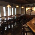 三国一 - ２F　カウンター席もご用意しています。