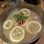 個室焼肉匠 - かぼす冷麺590円。