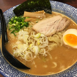 豚骨一燈 - 濃厚魚介ラーメン