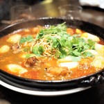 東京チャイニーズ 一凛 - アンコウと干し豆腐の土鍋