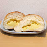 大平製パン - 中にはプロセスチーズがたっぷり！ ほんのり甘い生地と相性良し