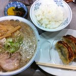 Chuuka Menkichi - 満腹めん吉定食大盛り（1,000円）