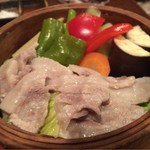 アカリ - あぐー豚時と旬菜のせいろ蒸し