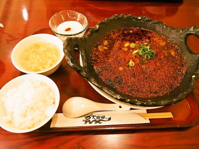 中国郷菜館 大陸風 タァルゥフォン 南森町 中華料理 食べログ