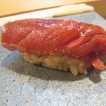 鮨 猪股 - 赤身漬け（脂多め）