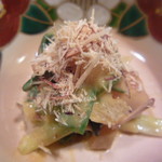 祇園 大渡 - アーモンドがのっています