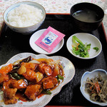 中華料理かあちゃん - 酢豚定食
