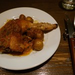ビストロ・スリージェ - 京都産若鶏骨付きモモ肉のロースト ビネガーソース